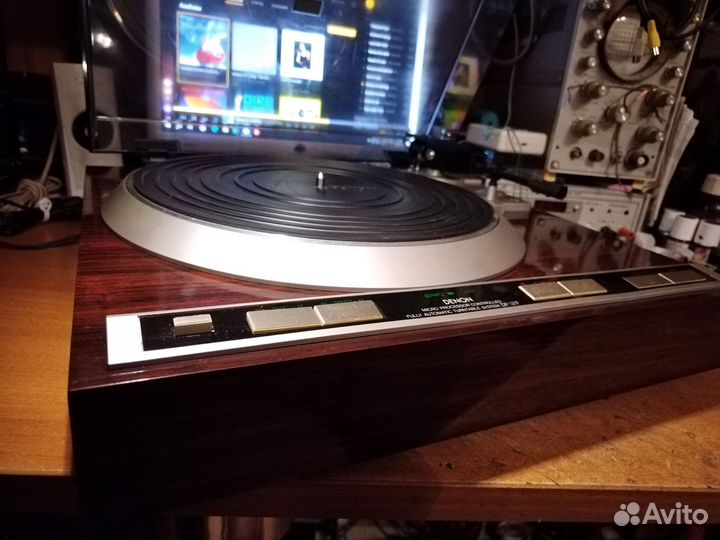 Проигрыватель винила Denon DP-37f