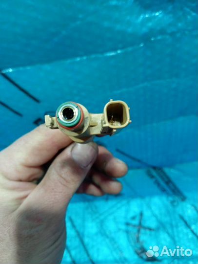 Форсунка топливная Toyota Land Cruiser 200 URJ202