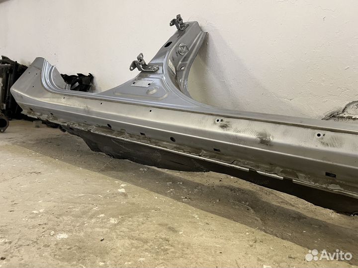 Пороги кузовные на Mitsubishi Lancer 10