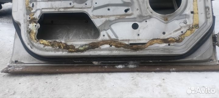 Передняя левая дверь Ровер 200