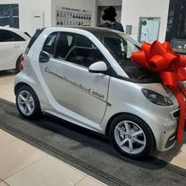 Smart Fortwo 1.0 AMT, 2015, 82 000 км, с пробегом, цена 985 000 руб.