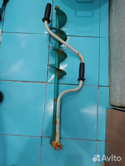 Ледобур 130 тонар бу