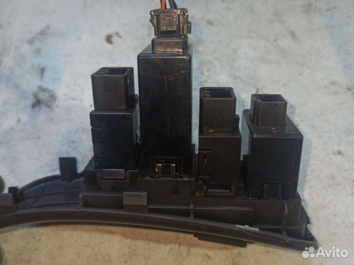 Блок кнопок Киа маджентис 2