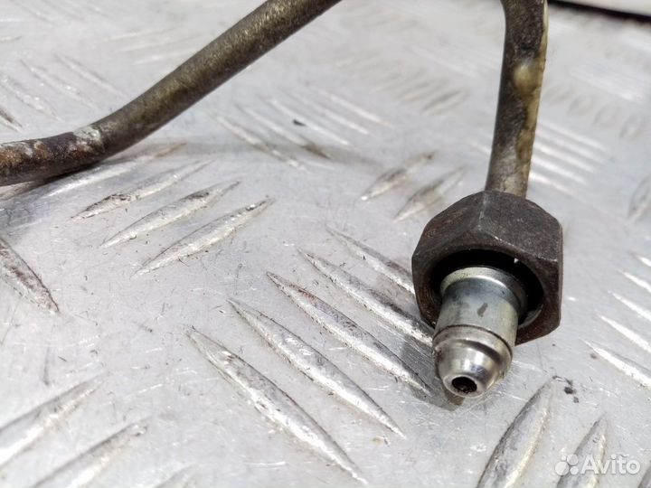 Б/У Трубка топливная 4 цилиндр#002