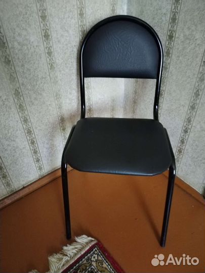 Офисный стул