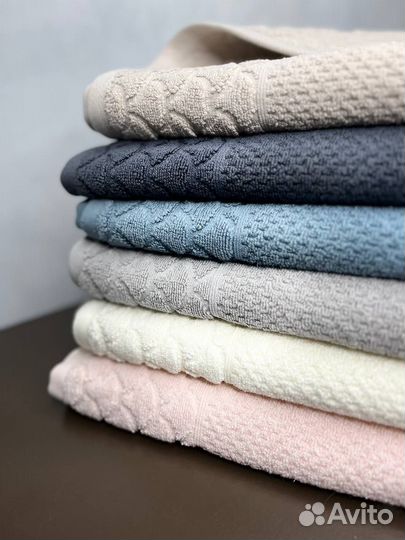 Комплект полотенец Семейный Точка