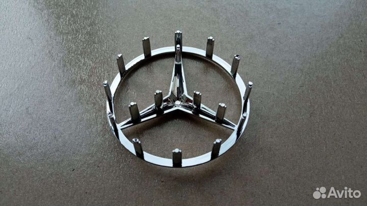 Эмблема, логотип, знак в руль Mercedes W204, 212