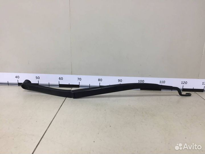 Поводок стеклоочистителя передний правый Hyundai i