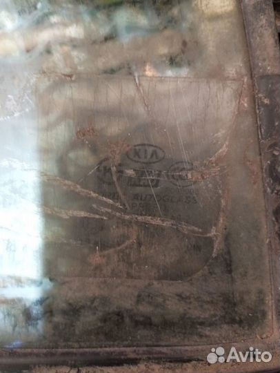 Форточка Задняя Левая Киа Рио 1 рестайл Kia Rio