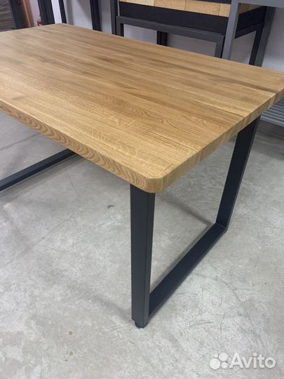 Стол в стиле лофт