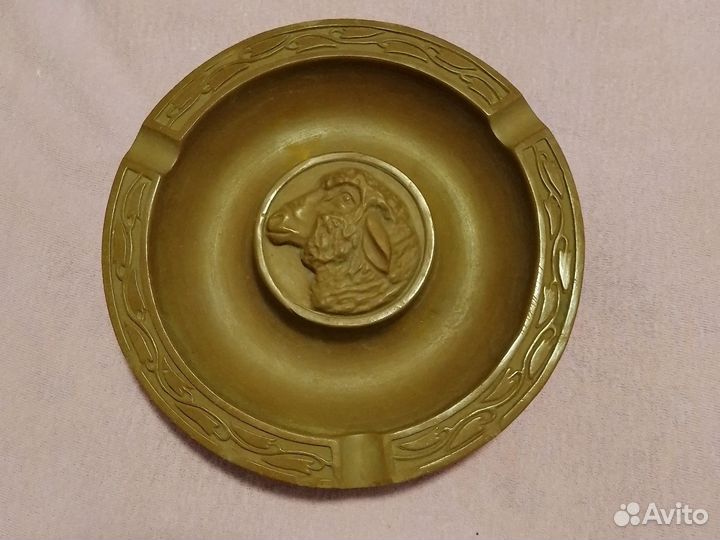 Пепельница