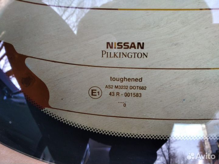 Стекло крышки багажника nissan almera 2000г