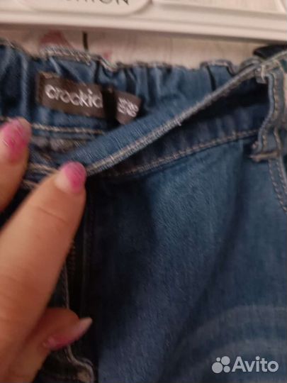 Джинсы и шорты на девочку 134