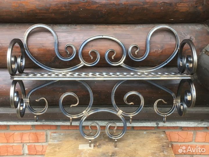 Кованная вешалка