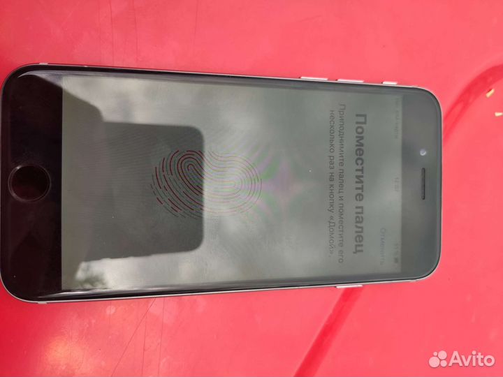 Телефон iPhone 6 32