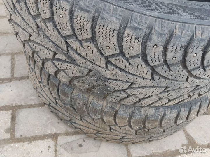 Hankook Winter I'Pike 215/50 R17 91T