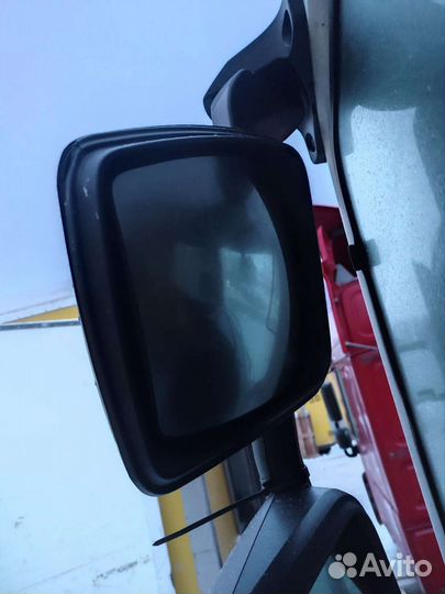 Зеркало в сборе Renault T 2015 год
