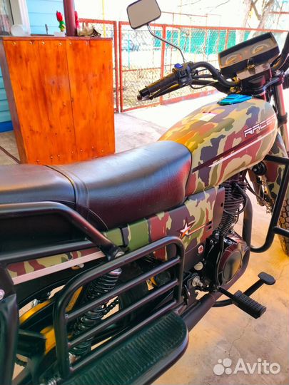 Racer tourist 200