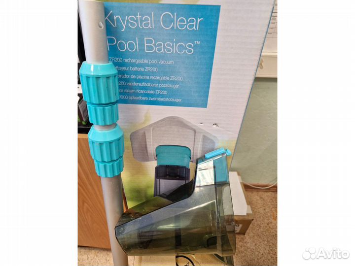 Аккумуляторный пылесос б/у нерабочий для бассейна