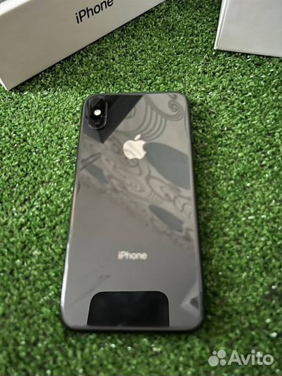 iPhone Xs, 256 ГБ