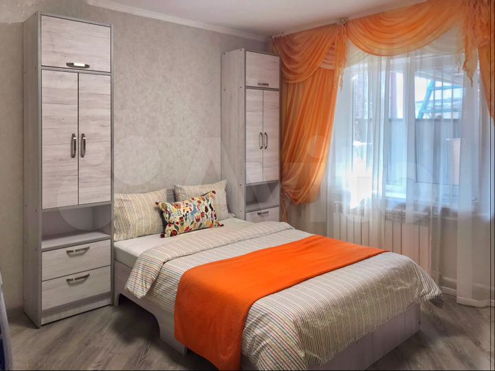 Дом 60 м² на участке 2 сот.