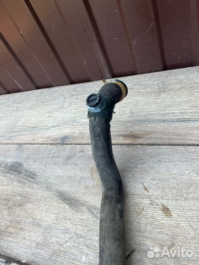 Патрубок охлаждения двигателя Renault Megane 2 1.6