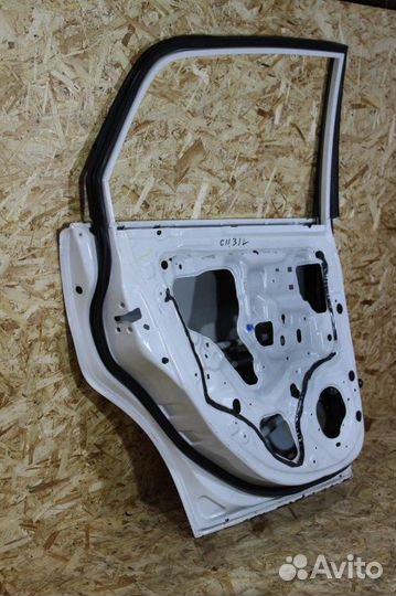 Дверь задняя левая Nissan Tiida