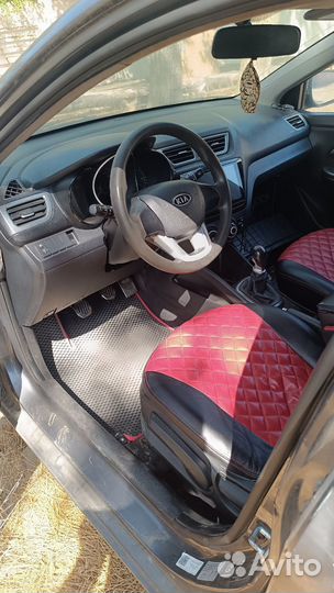 Задняя часть kia Рио 3 седан