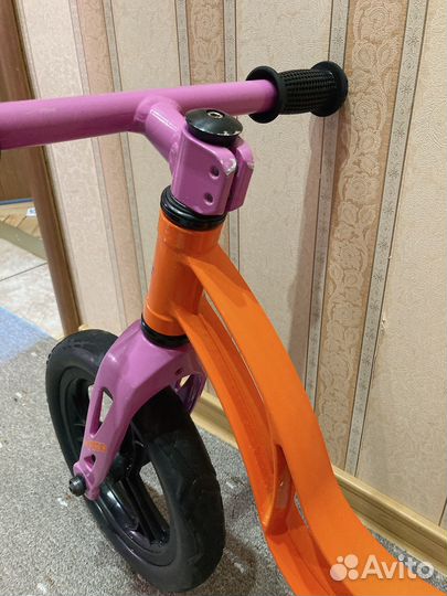 Беговел облегченный на магниевой раме maxiscoo 12