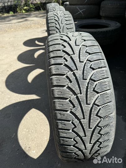 Nokian Tyres Hakkapeliitta 1 205/50 R17 93R