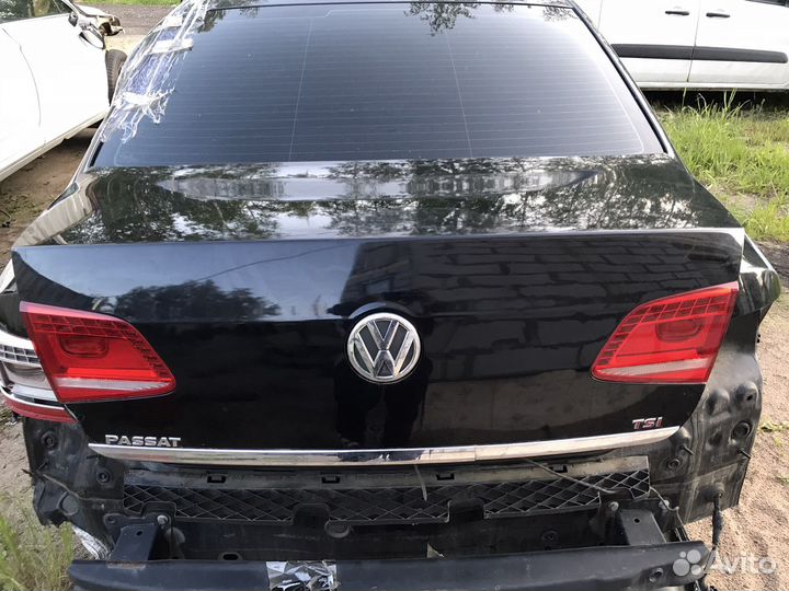 Крышка багажника Passat B7 седан