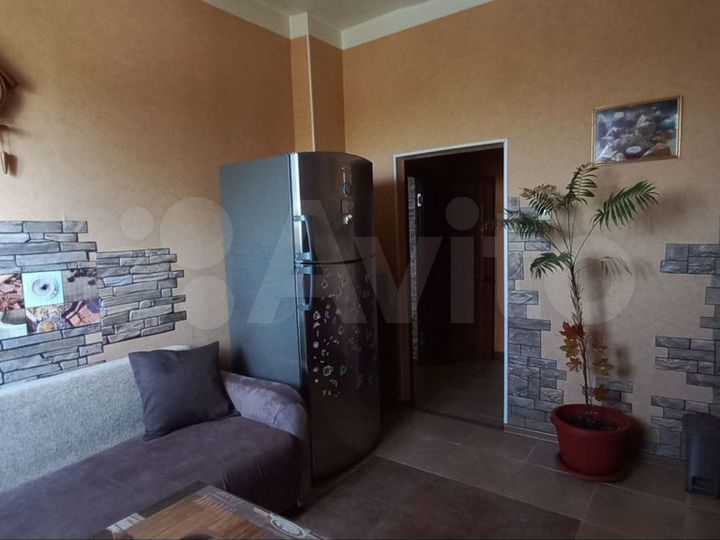 2-к. квартира, 71 м², 4/4 эт.