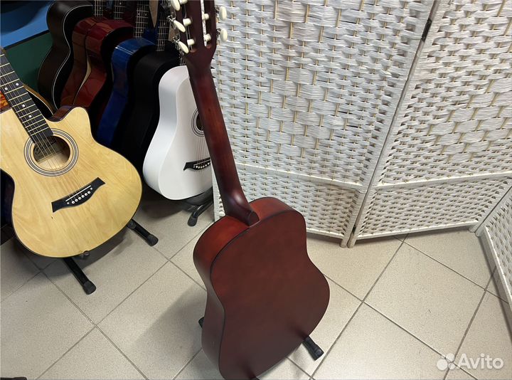 Гитара натуральная классика