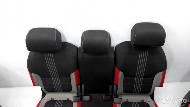 Сиденья комплект Skoda Yeti 5L cdab 2017