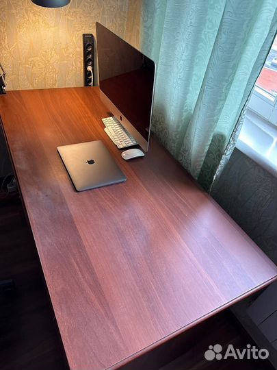 Письменный стол