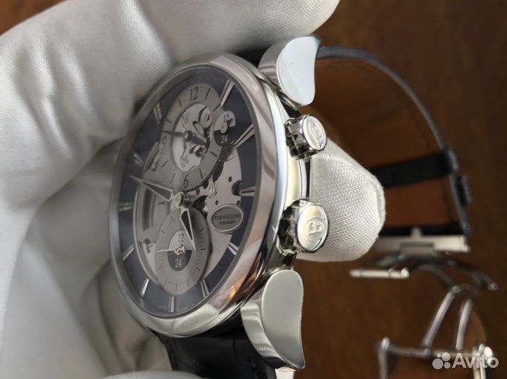 Часы Parmigiani Fleurier Tonda Hemisphere