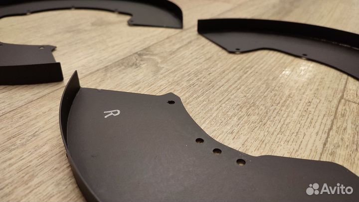 Кожух тормозного диска Toyota Highlander 2