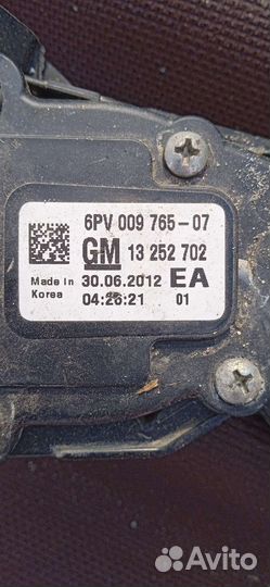 Педаль газа Chevrolet Cruze J300 I 2009– 13252702