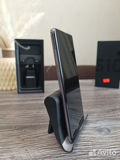 Samsung Galaxy S10+, 8/512 ГБ