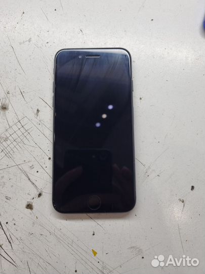 iPhone 7, 32 ГБ