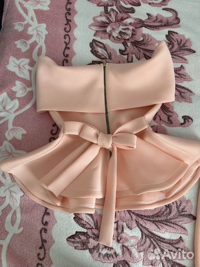 Праздничный костюм женский