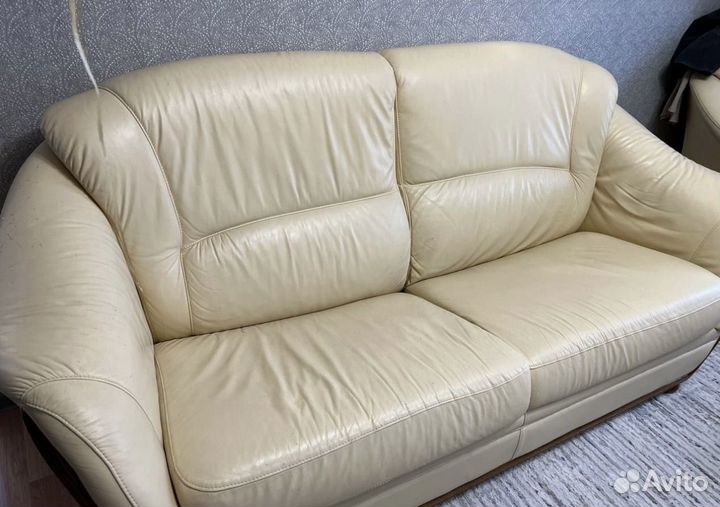 Диван и кресло