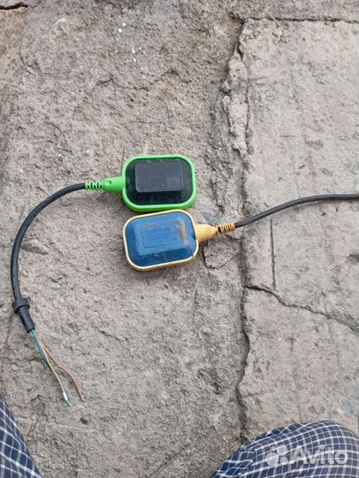 Поплавок для насоса