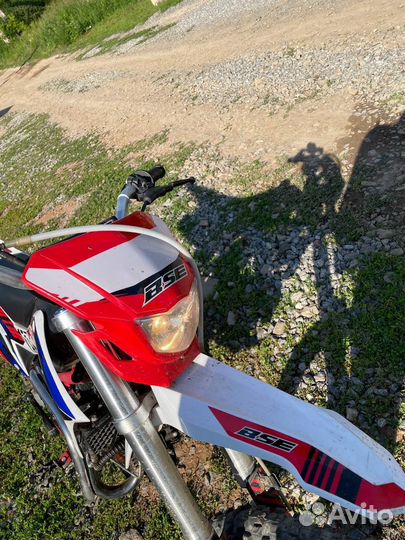 Продам пит байк BSE ph 150e