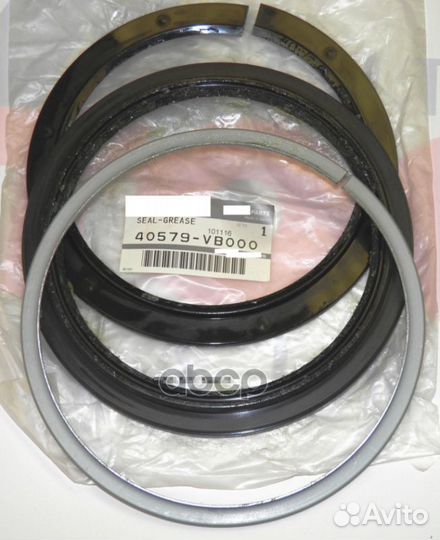 Сальник поворотной цапфы внутренний Nissan NOS003