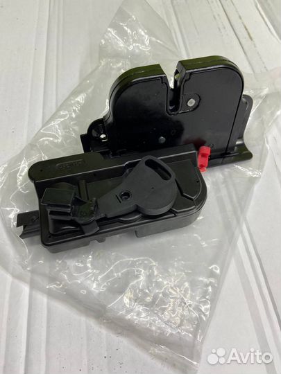 Замок багажника мерседес 639 Mrrcedes w639 vito
