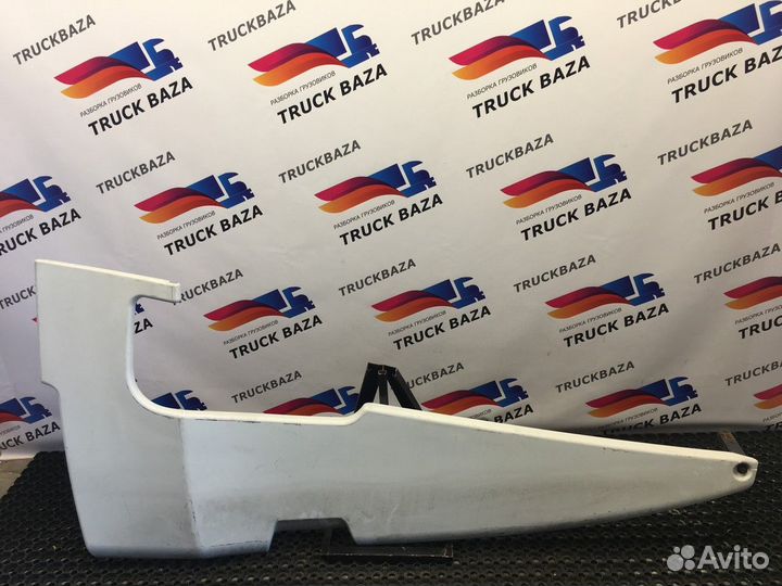 1062870 Спойлер кабины верхний левый