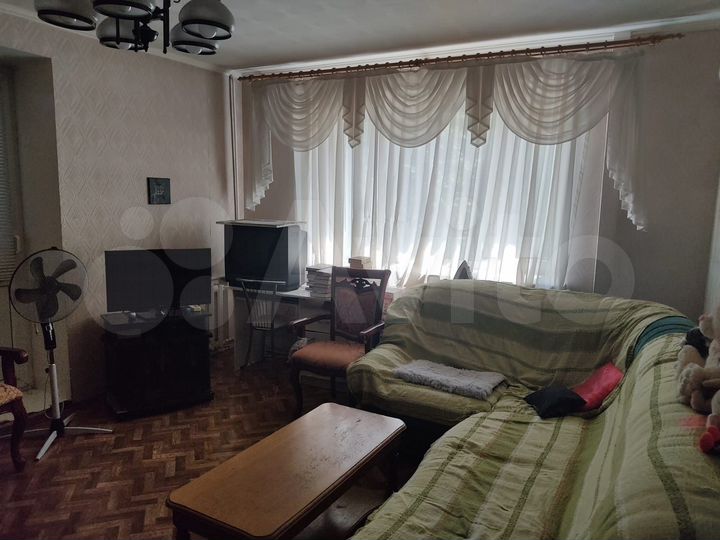 3-к. квартира, 61 м², 3/9 эт.