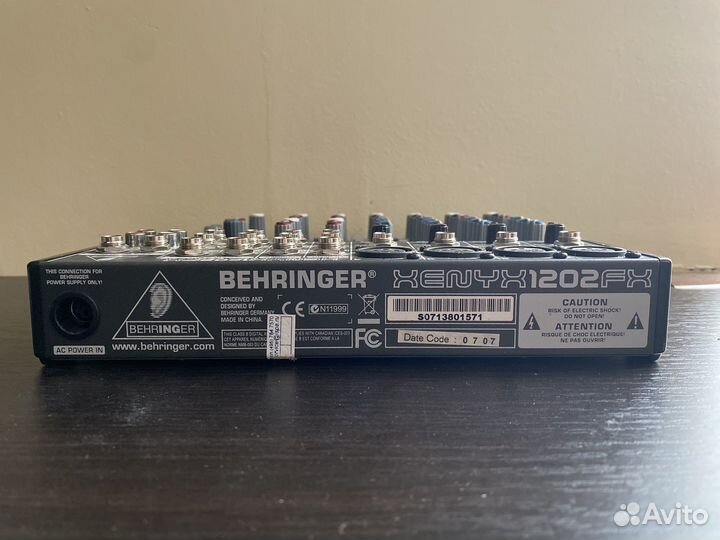 Микшерный пульт behringer xenyx 1202FX