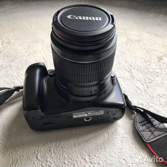 Фотоаппарат Canon EOS 1100D